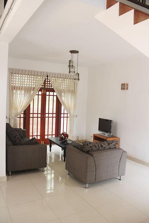 Hotel Red Rose Negombo Rom bilde