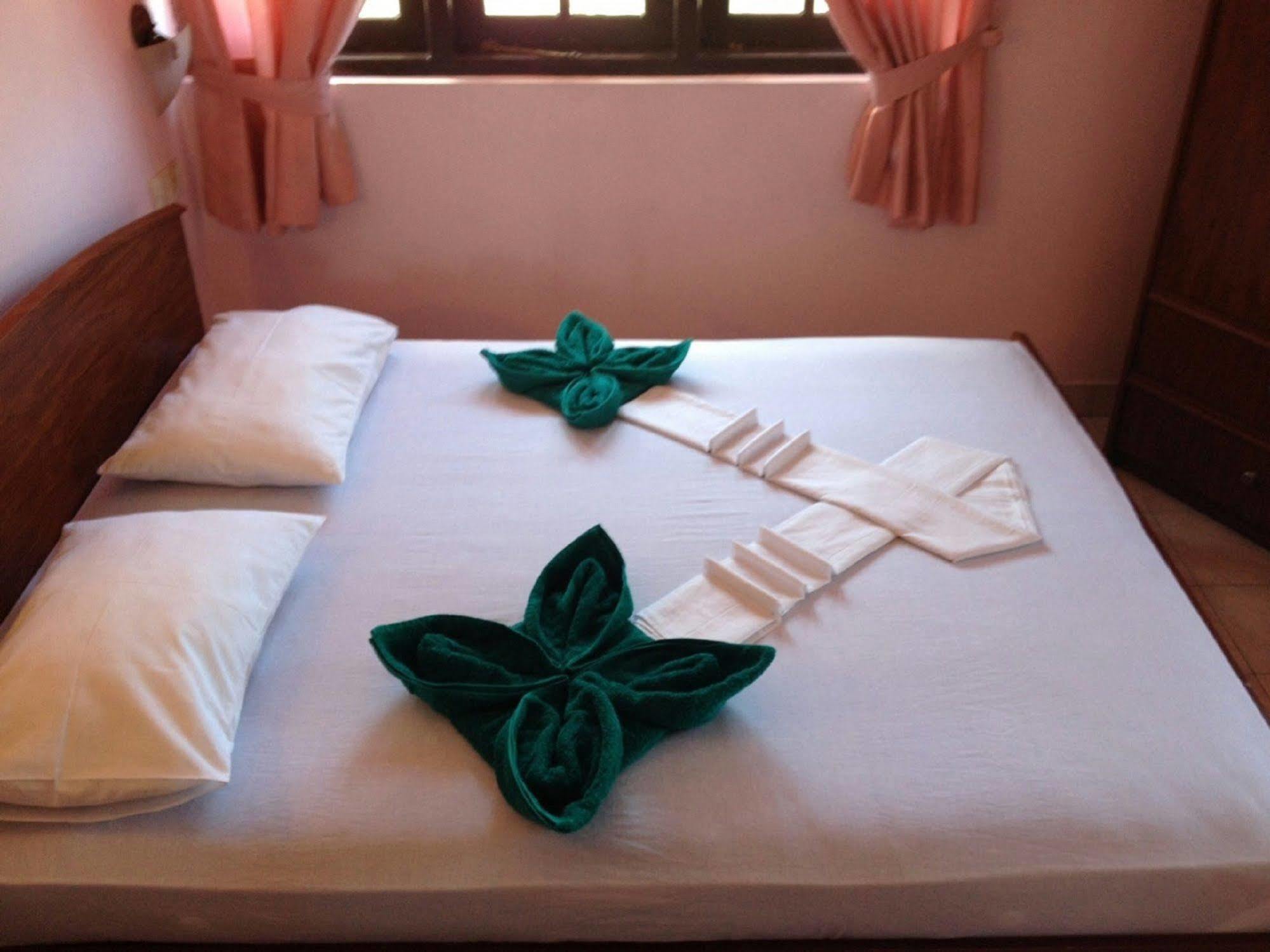 Hotel Red Rose Negombo Eksteriør bilde