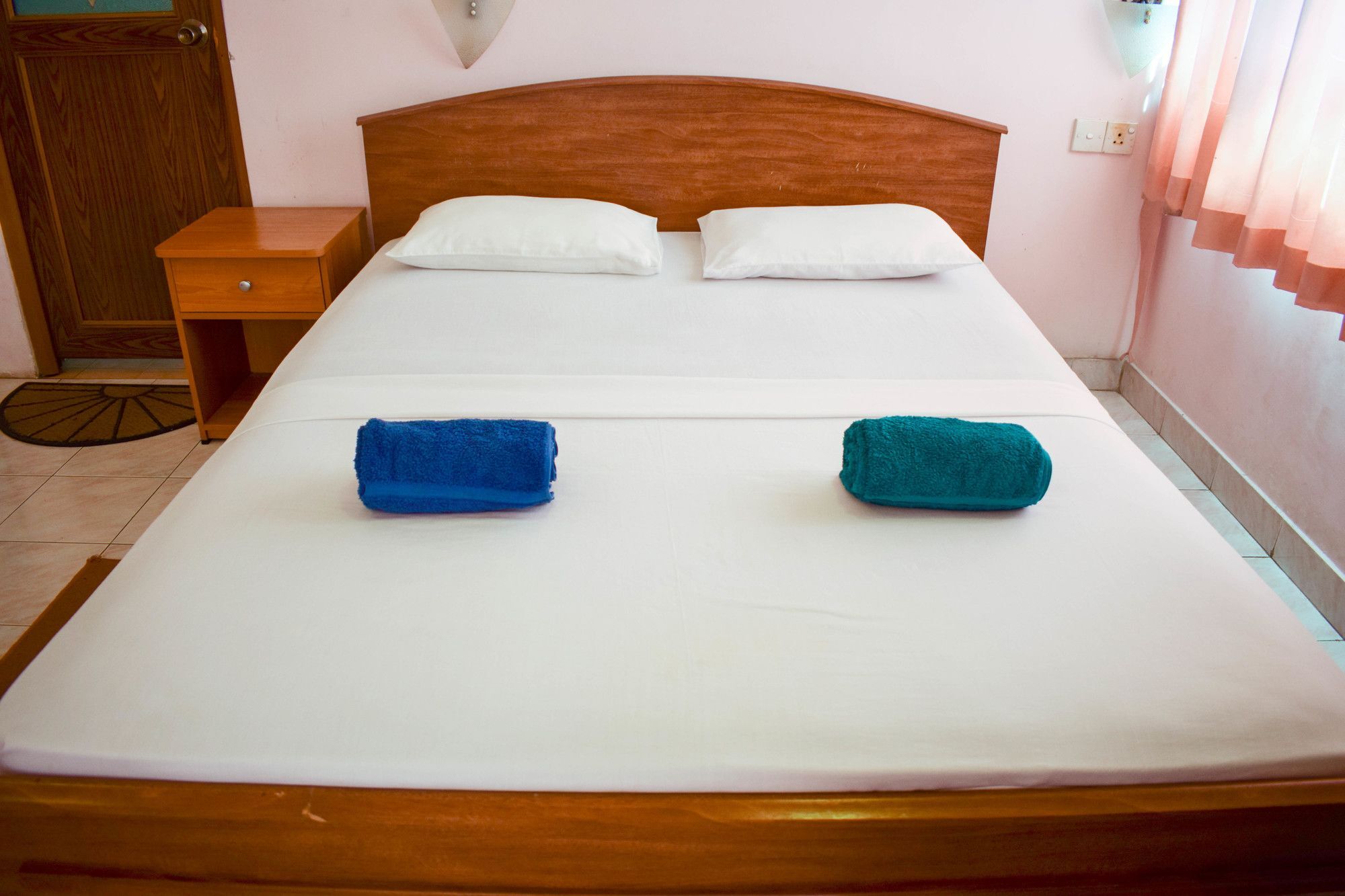 Hotel Red Rose Negombo Eksteriør bilde